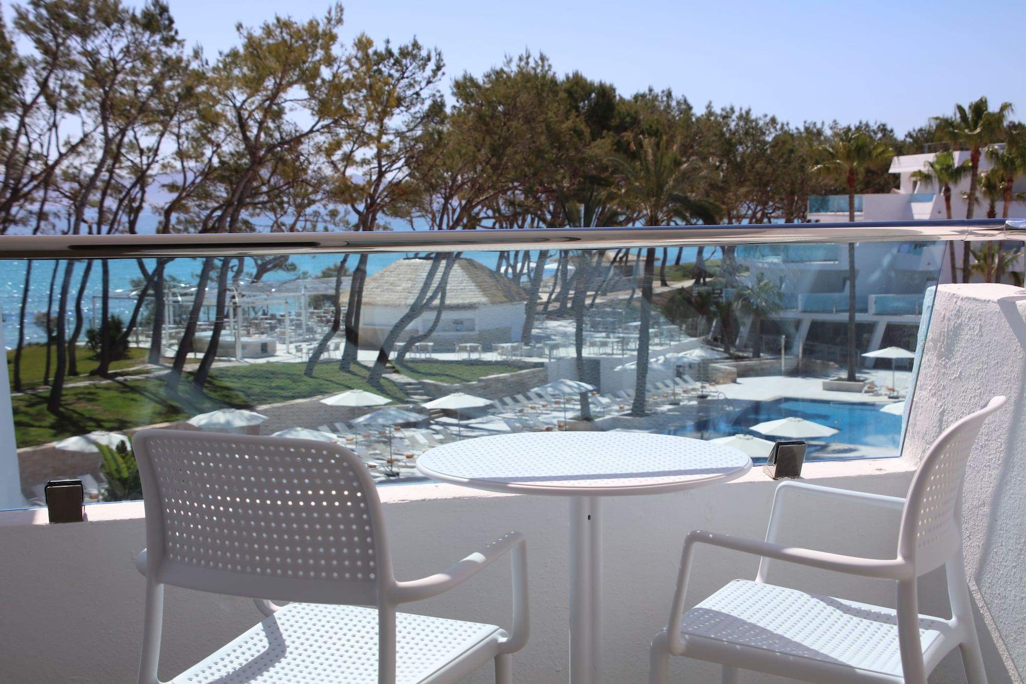 Iberostar Waves Playa De Muro Playa de Muro  Ngoại thất bức ảnh