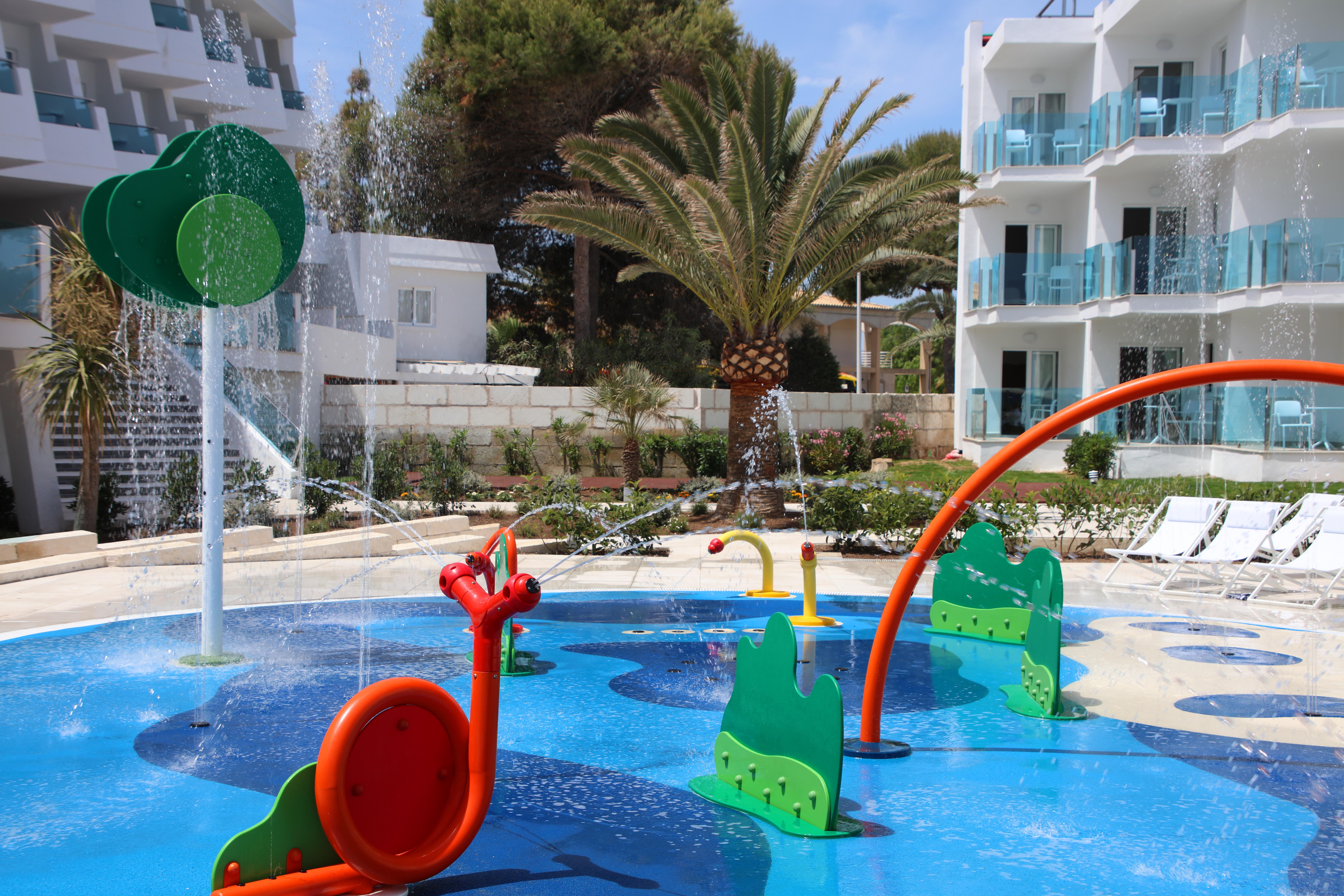 Iberostar Waves Playa De Muro Playa de Muro  Ngoại thất bức ảnh